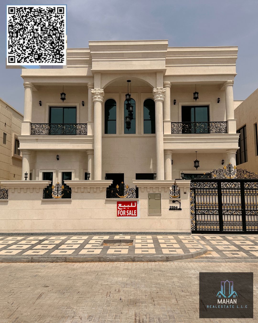 5 bedroom villa majlis hall classic villa land 4300 square feet A. c water included