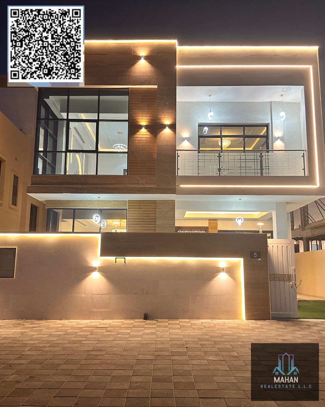 6 bedroom villa majlis hall land3014 square feet good looking villa