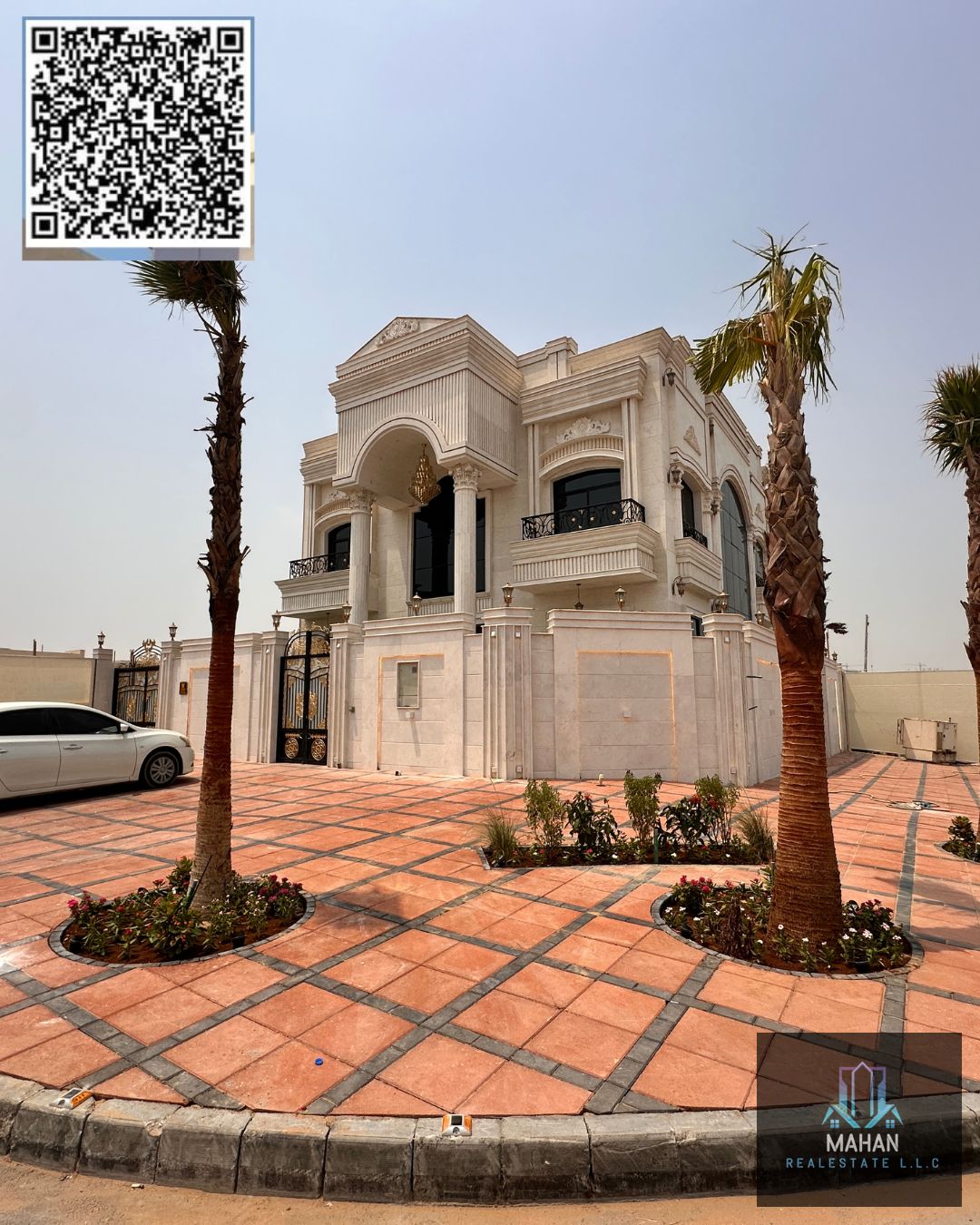 5 bedroom villa majlis hall land 3700 square build up area 3500 square feet