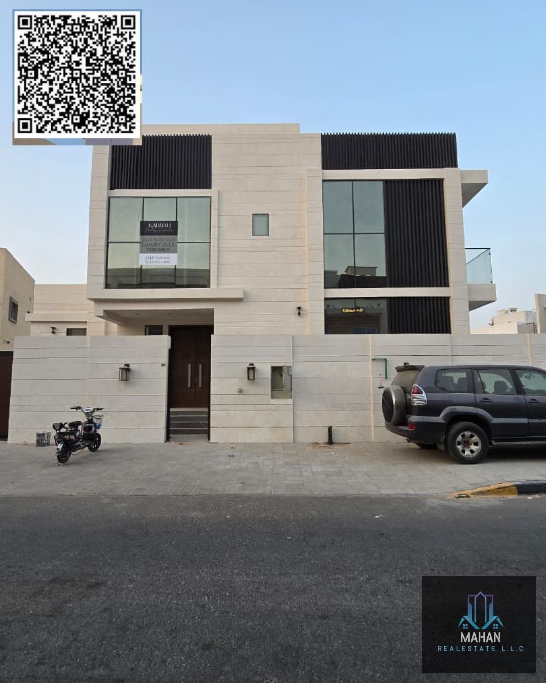 5 bedroom villa majlis hall corner villa land area 3014