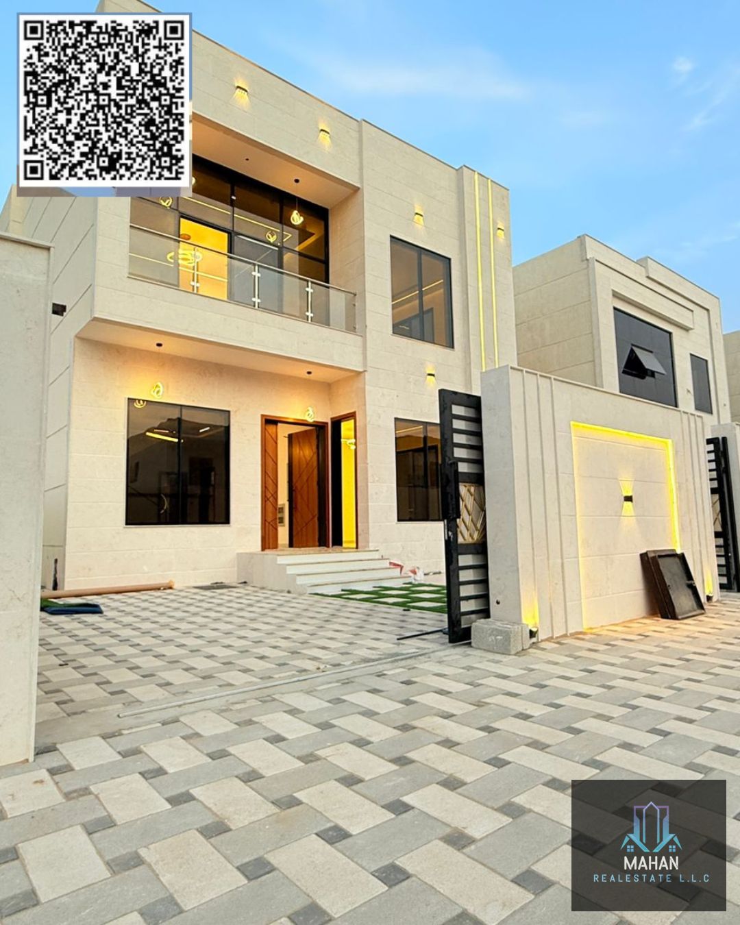 4 bedroom villa majlis hall land area 3014 square feet good looking villa