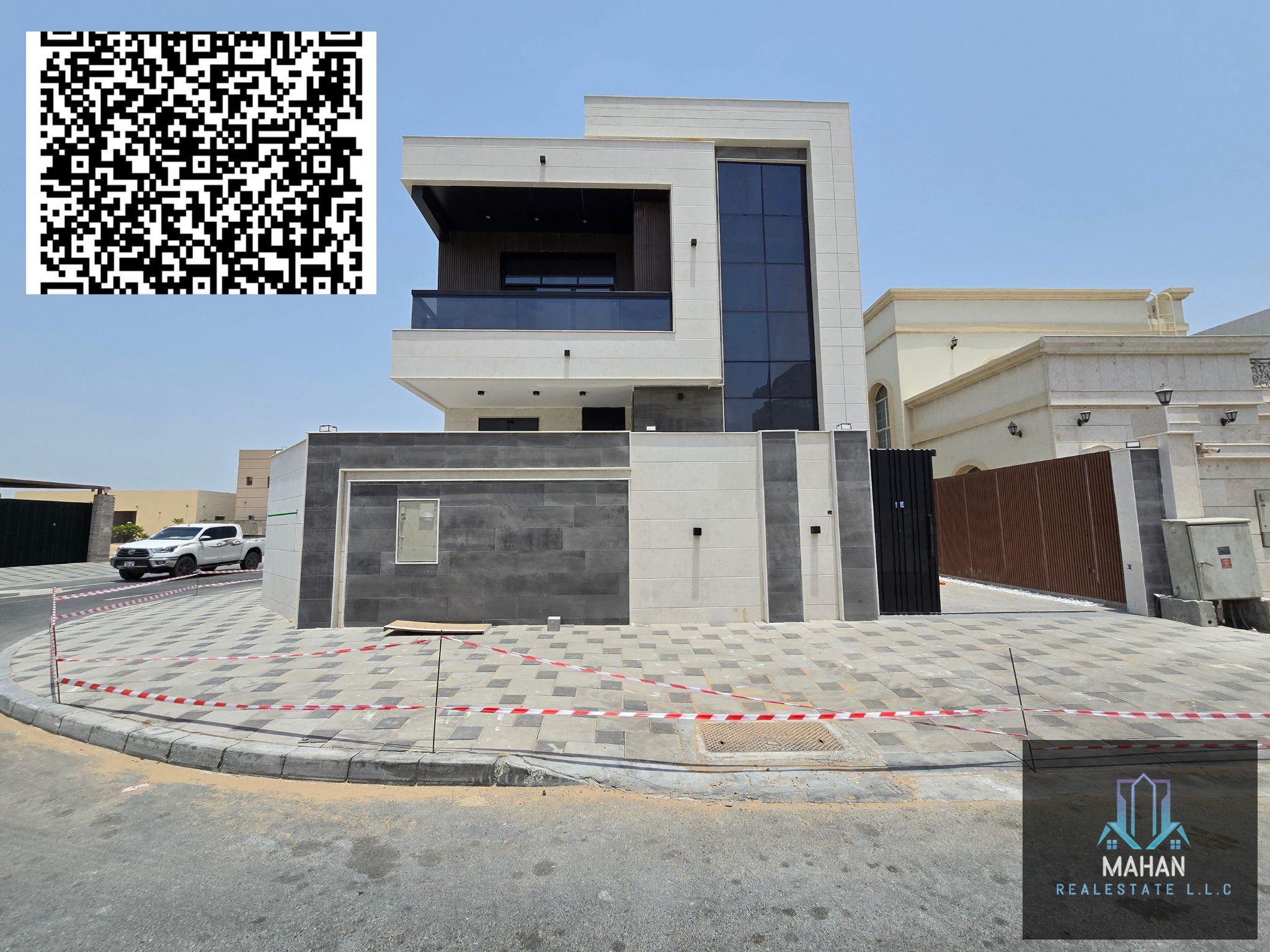 4 bedroom villa majles hall swimming pool