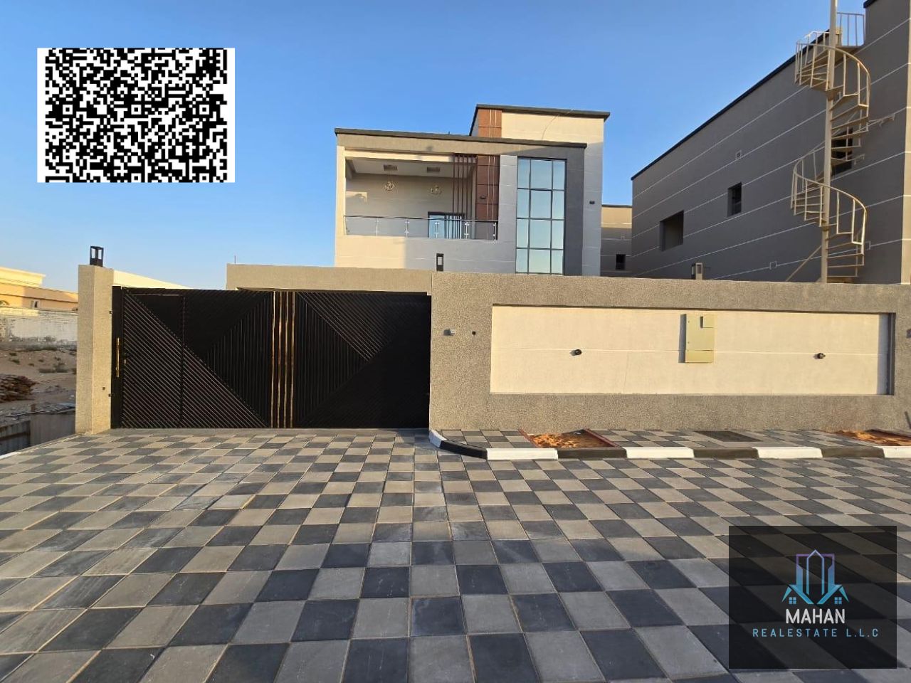 5 bedroom villa majles hall with roof