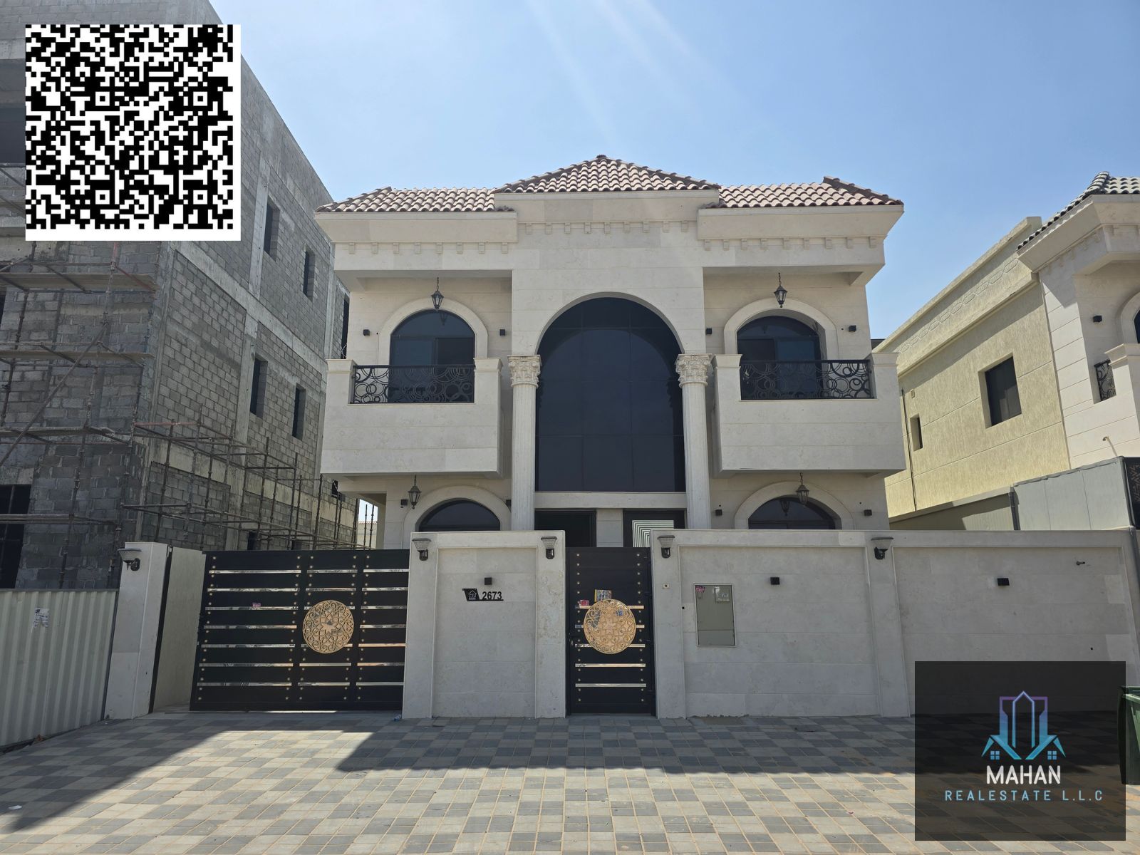 Classic villa 5 bedroom with roof good location