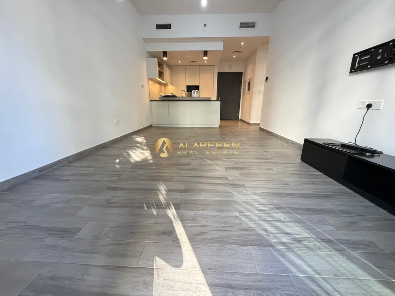 Big layout 1BHR | High End Finishing | Fitted kitchen