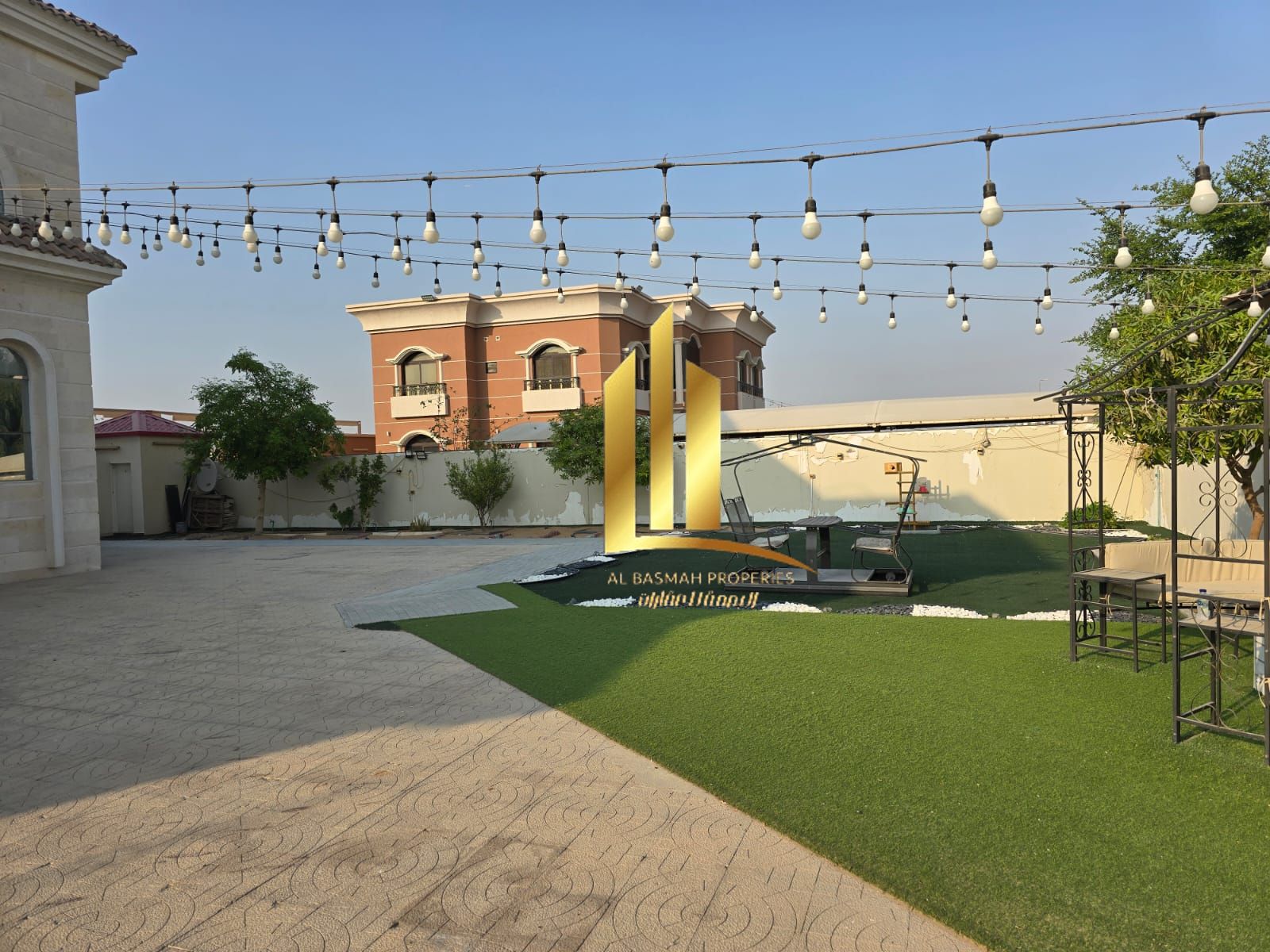 Luxurious villa for sale in Al Suyoh 6 – elegant design and prime location