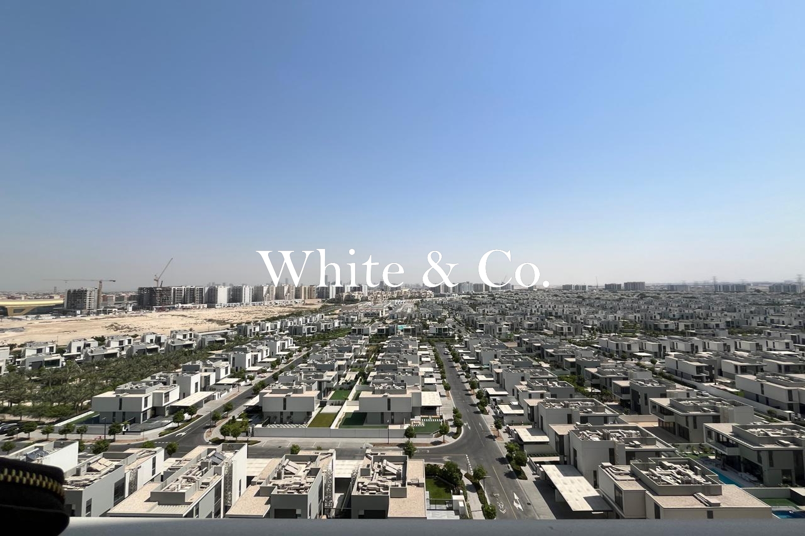 Close to Metro | Great View | Available