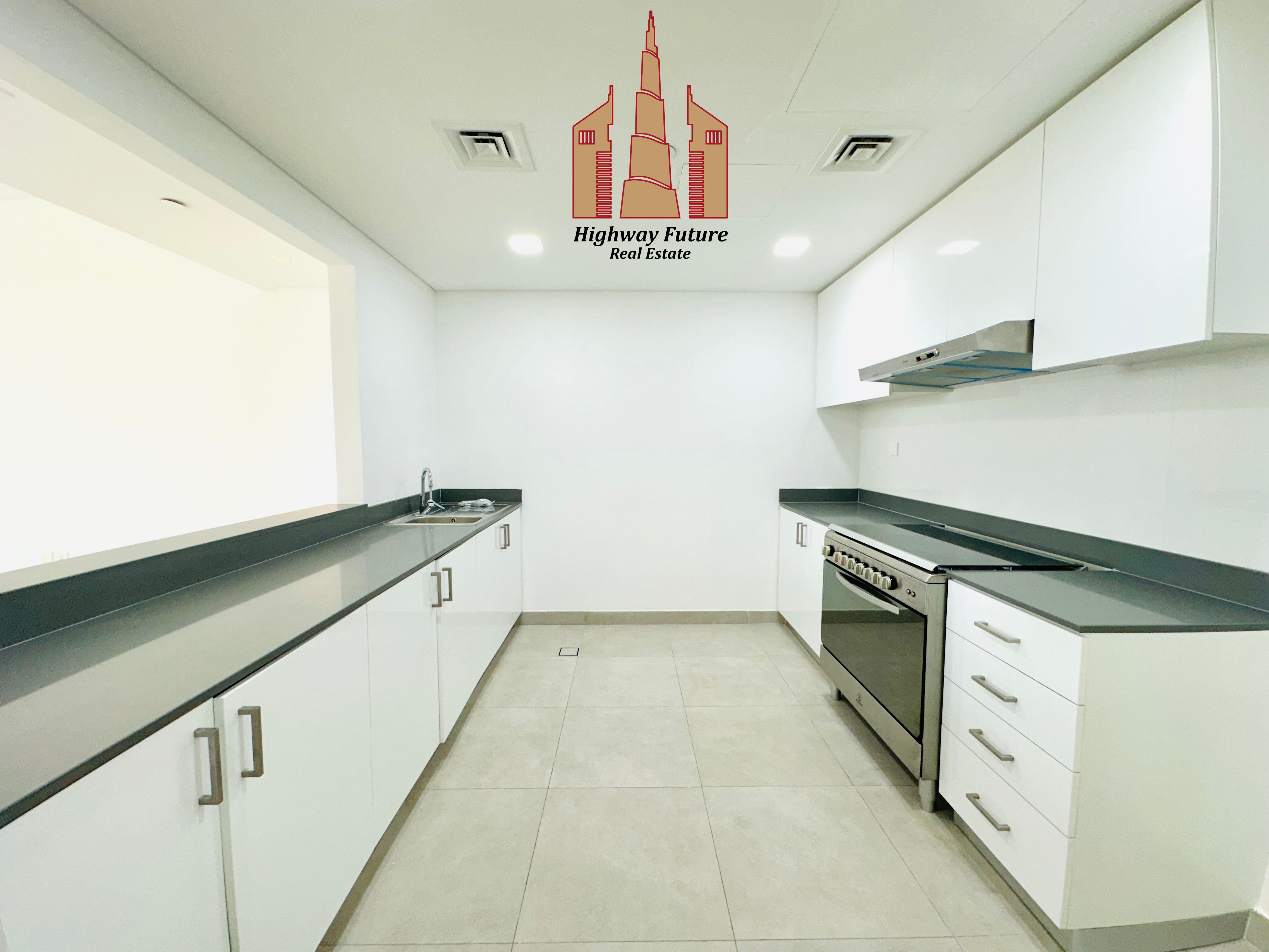 CLOSE KITCHEN|| BIGGER UNIT|| ALL AMENITIES