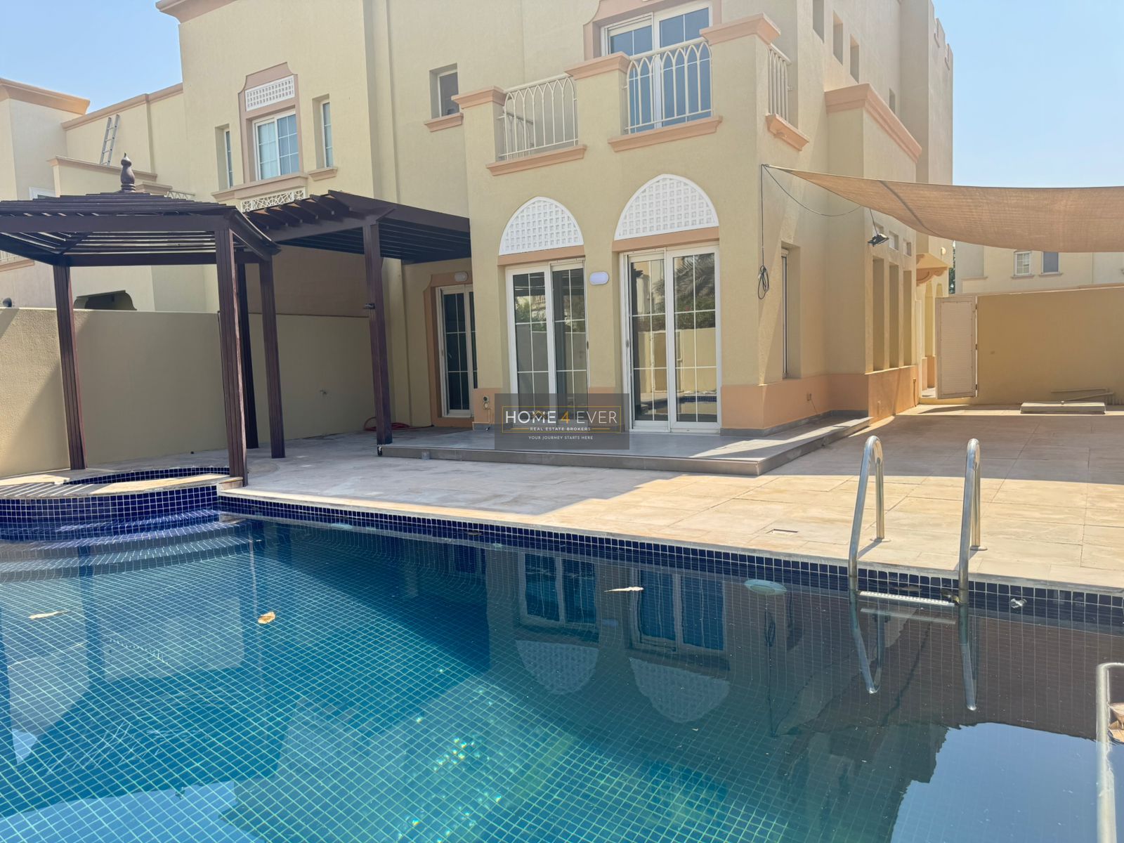 Exclusive | Elegant 3 BR+ Study | Corner Villa | Spacious Plot