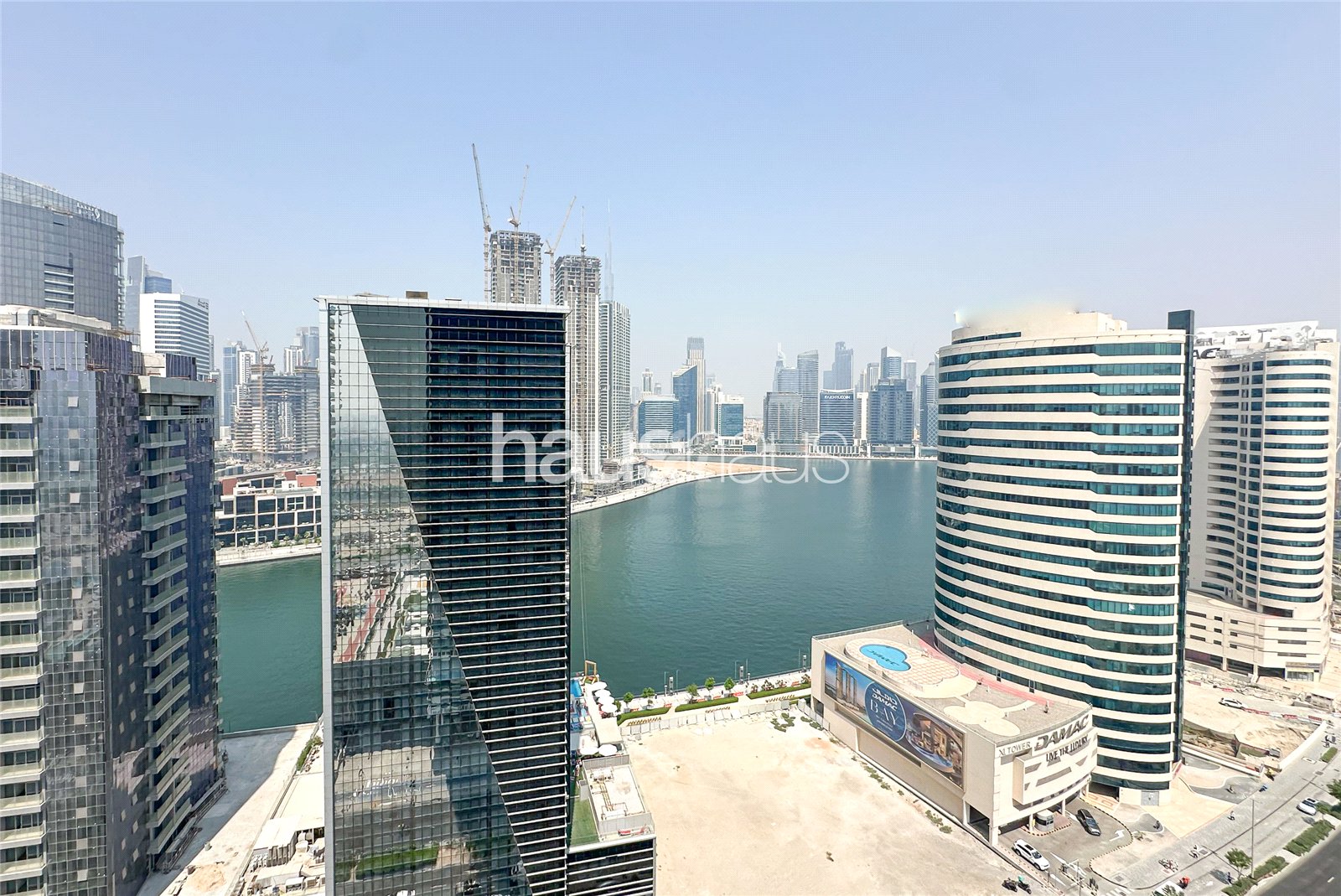 Full Canal Views | Modern | Prime Business Bay