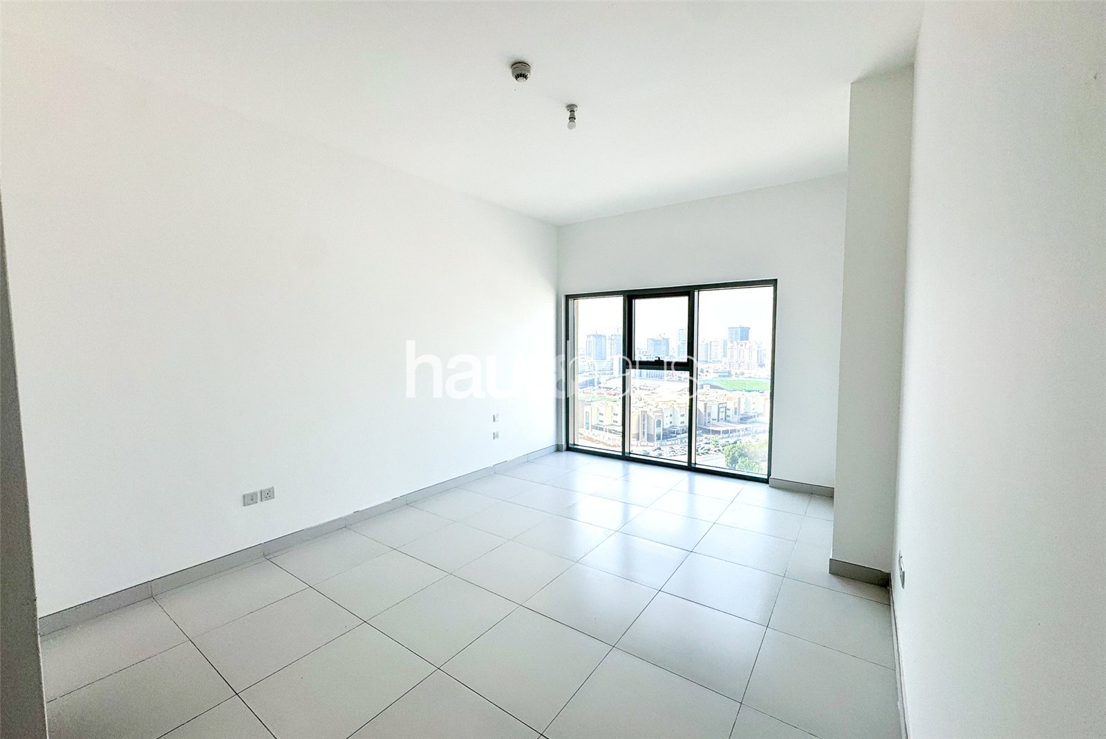 Spacious 2-Bed in Rabdan | Motor City