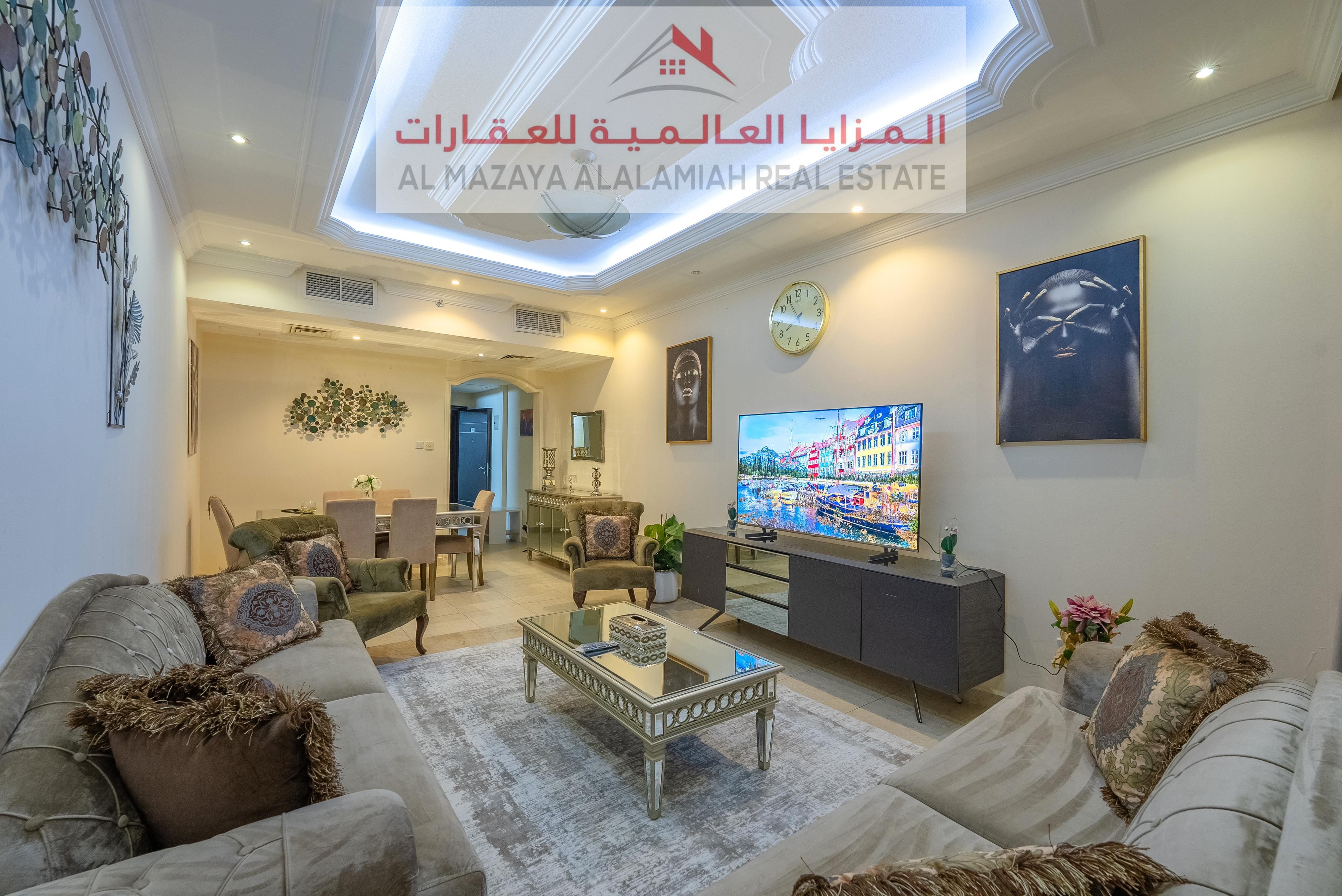 For rent monthly - fully furnished one-bedroom apartment and living room with hotel furniture - Sharjah - Al Taawun - with internet and parking