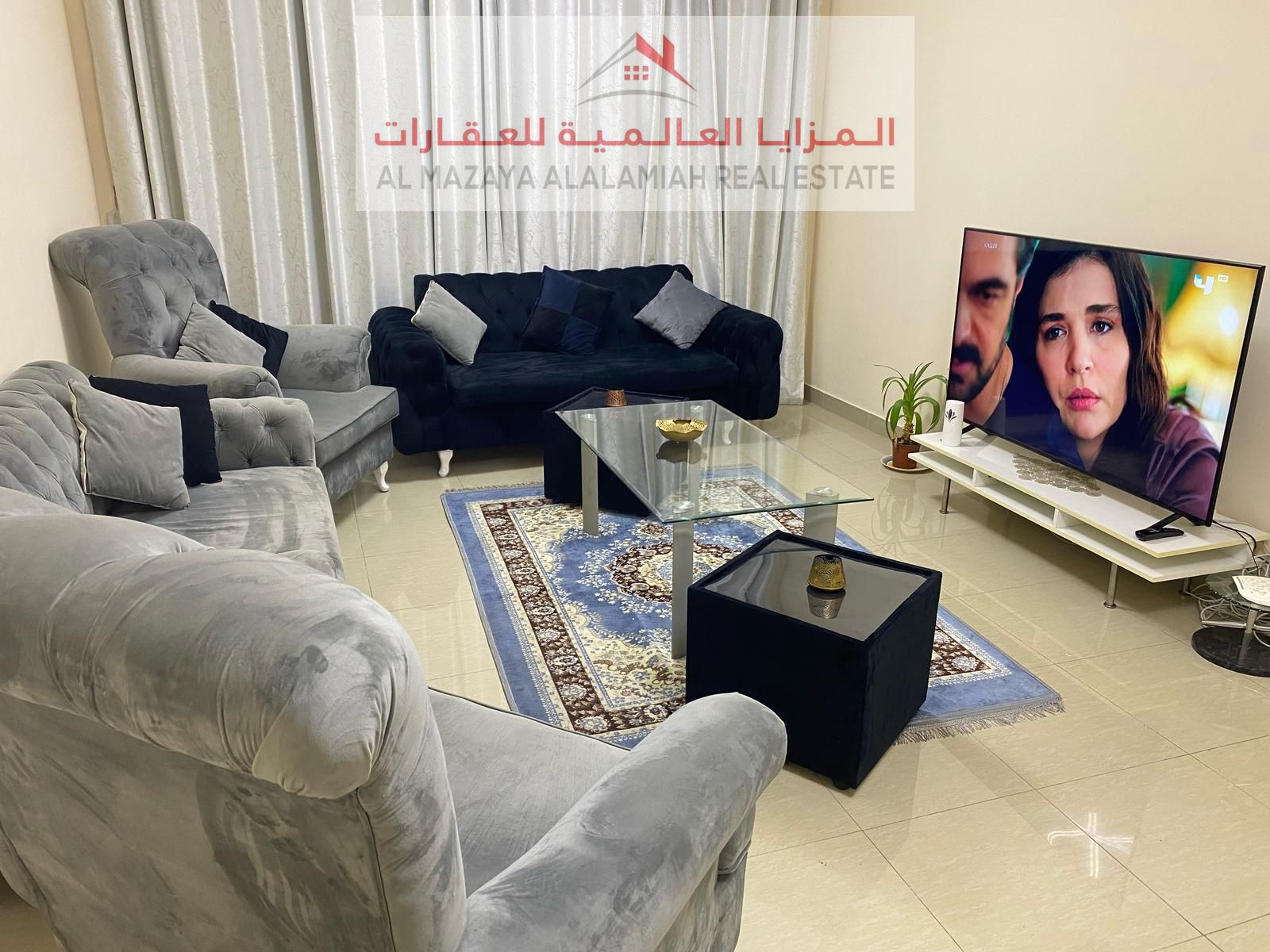 For rent monthly - fully furnished Two-bedroom apartment and living room with hotel furniture - Sharjah - Al Taawun - with internet