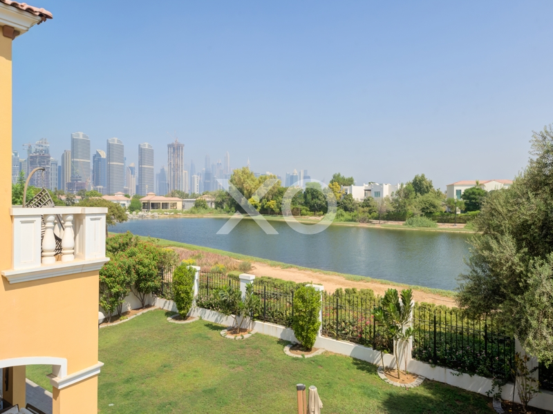 LAKE BACKING | VACANT | WELL MAINTAINED