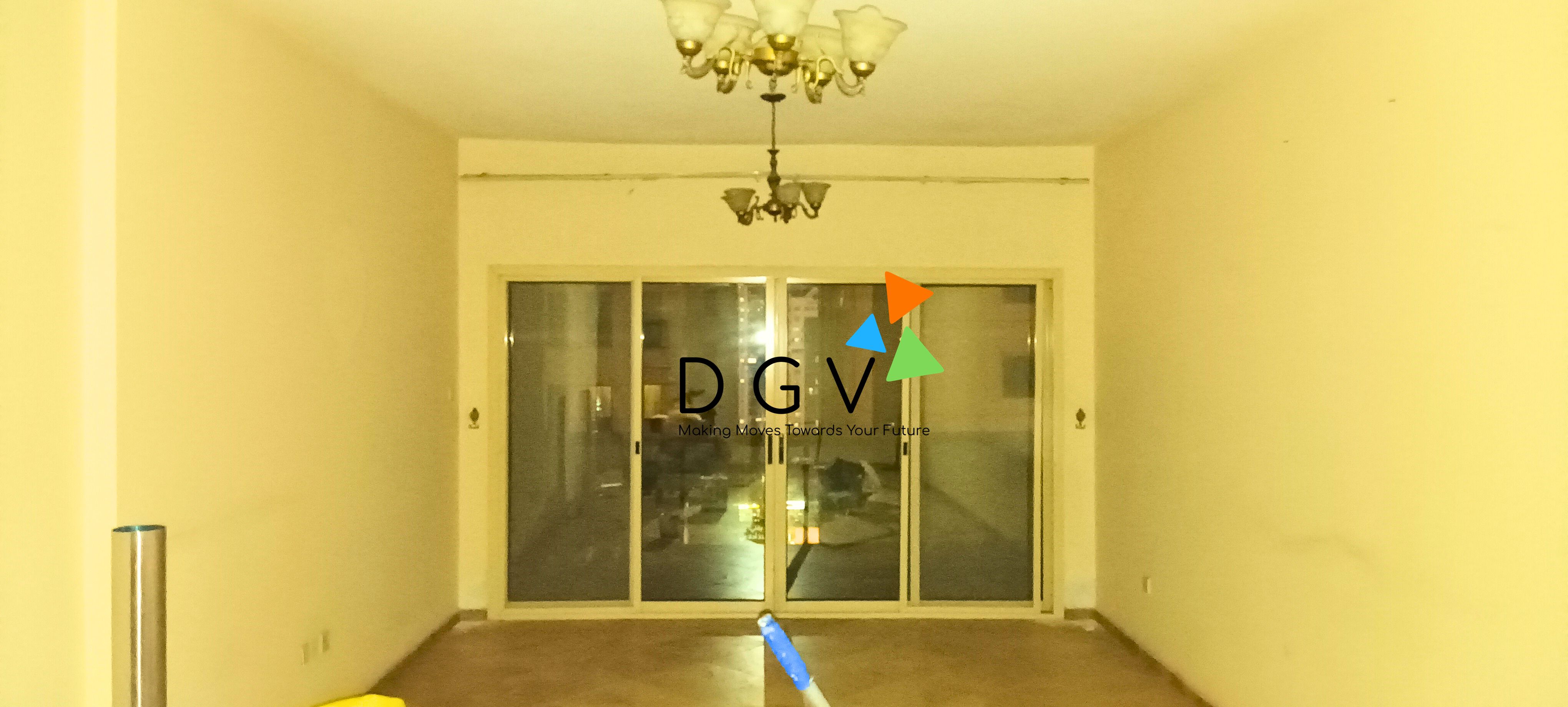 SPACIOUS 3-BR APARTMENT | READY TO MOVE | PRIME LOCATION |