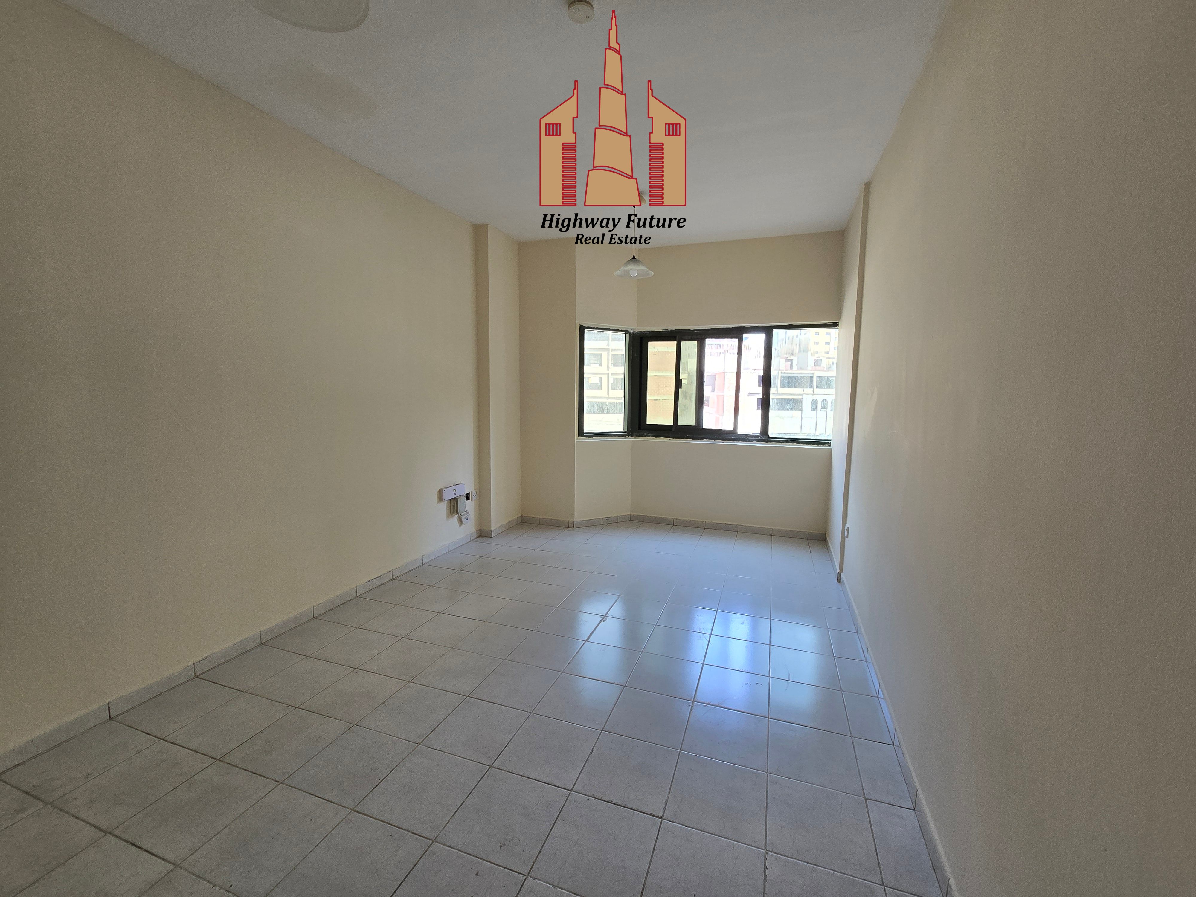 Spacious 2 BHk apartment with Close Hall | Fully Family Building |