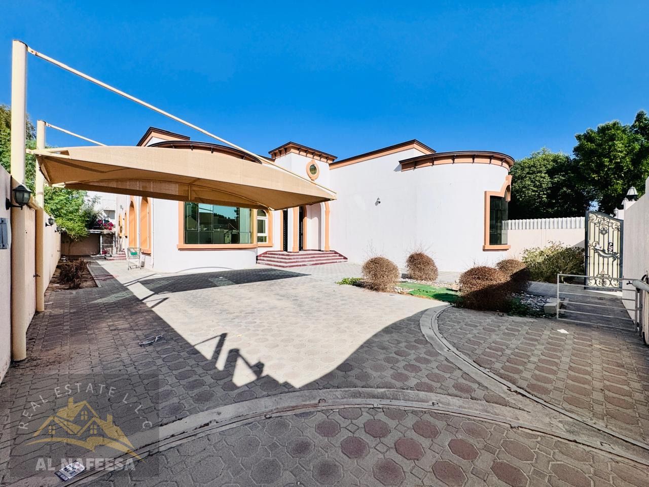 Single Storey | Garden Area | Covered Parking