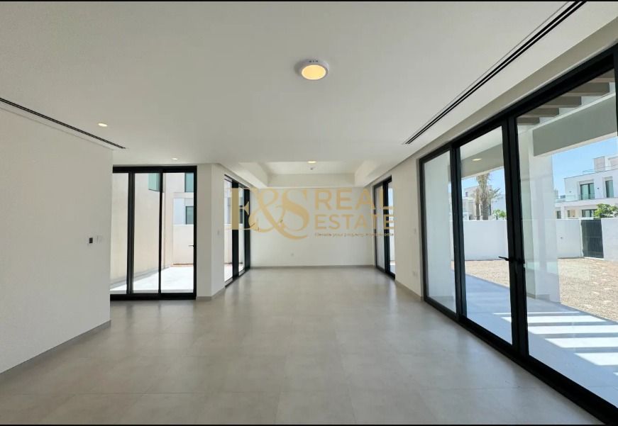 Brand New| Independent Villa |Ready to Move-In | Near Amenities | Good Community