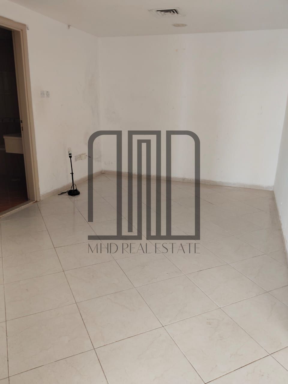 Spectacular view 3 bed room in front the lake
