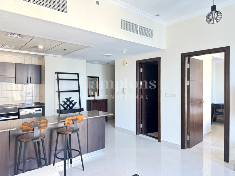 Marina View | High Floor | Vacant Now