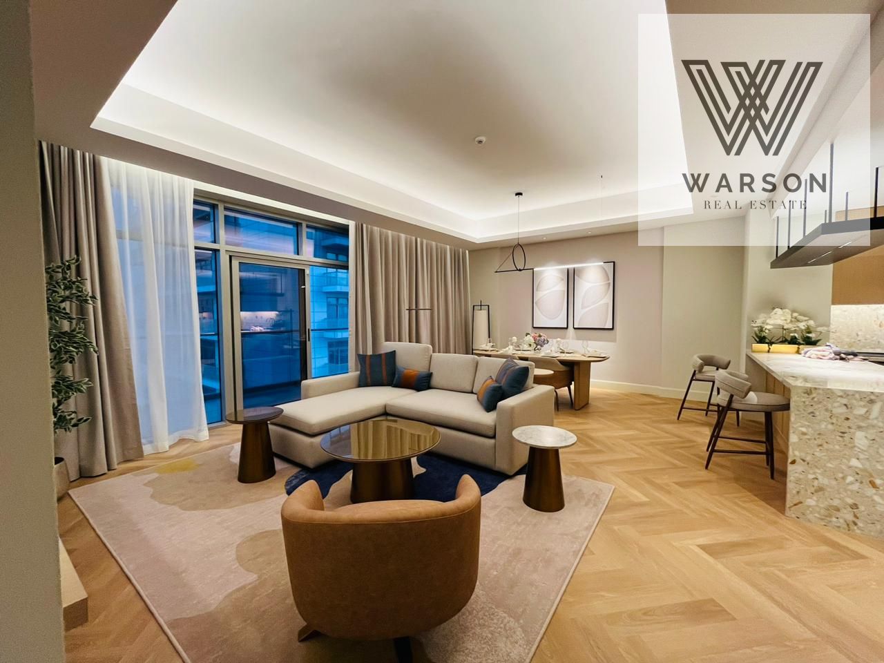 COMPLIMENTARY CLEANING | HIGH FLOOR | COMPETITIVE RENT