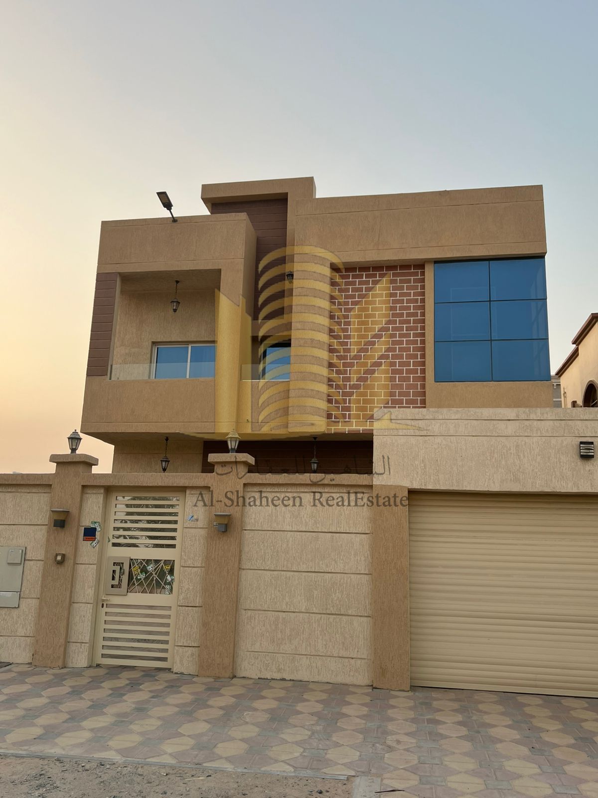 First-inhabitant villa in Al-Muwaihat 1 for annual rent, 5 master bedrooms