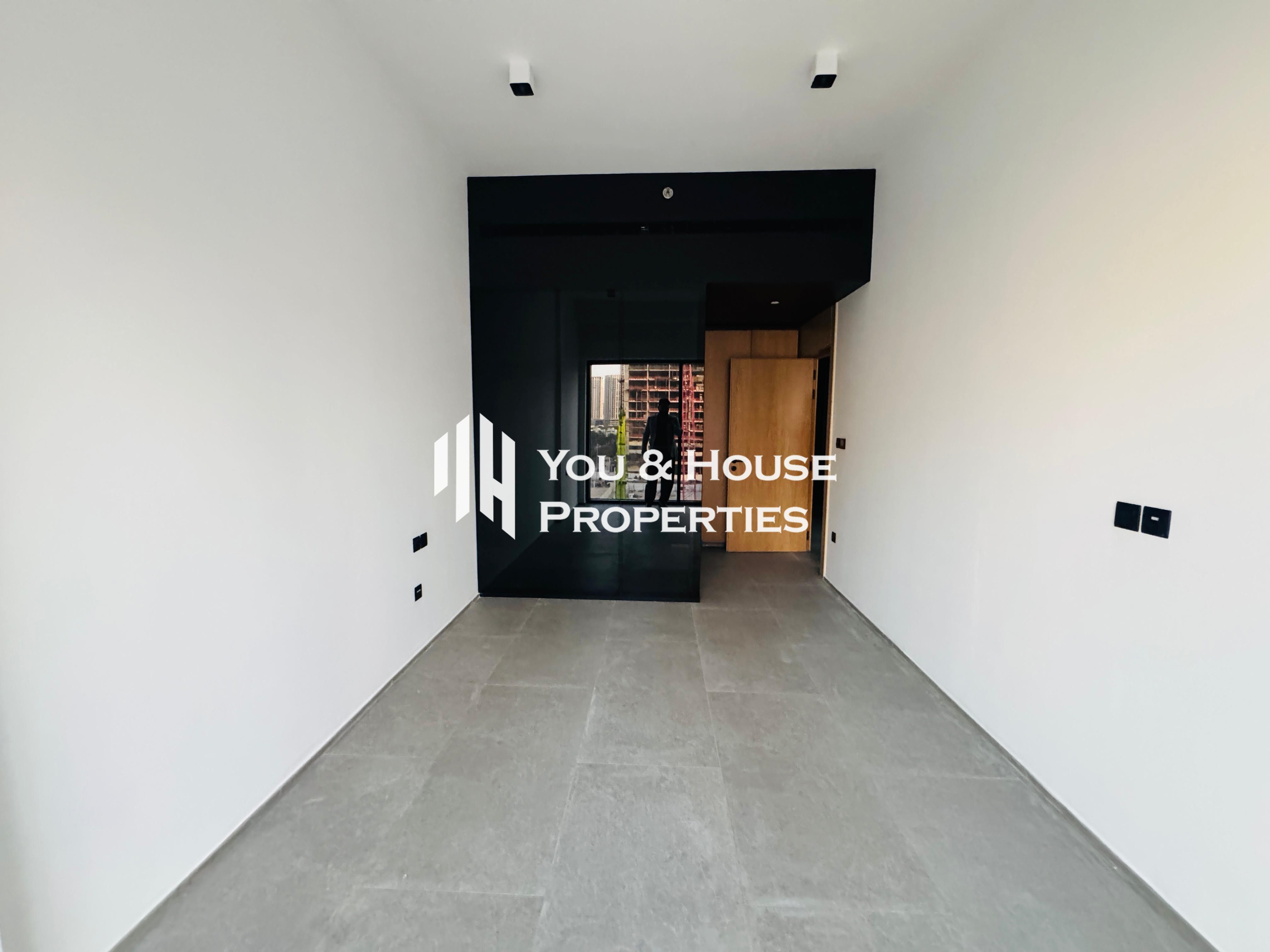Ready to Move In | Flexible Layout | Prime Community
