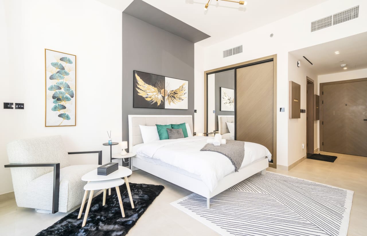10K PER MONTH FULLY FURNISHED STUDIO WITH BALCONY NEAR TO METRO