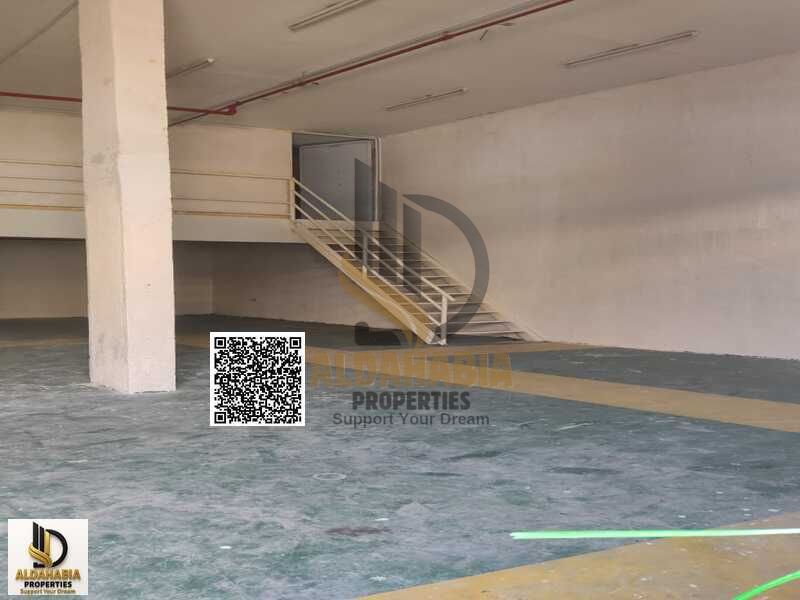 Warehouse with Mezzanine for Rent in Al Jurf Ajman