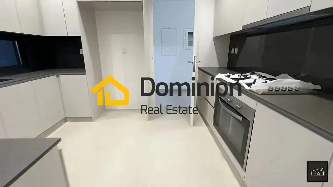 Family Villa | Maid's Room | Zero Commission l top community in Sharjah