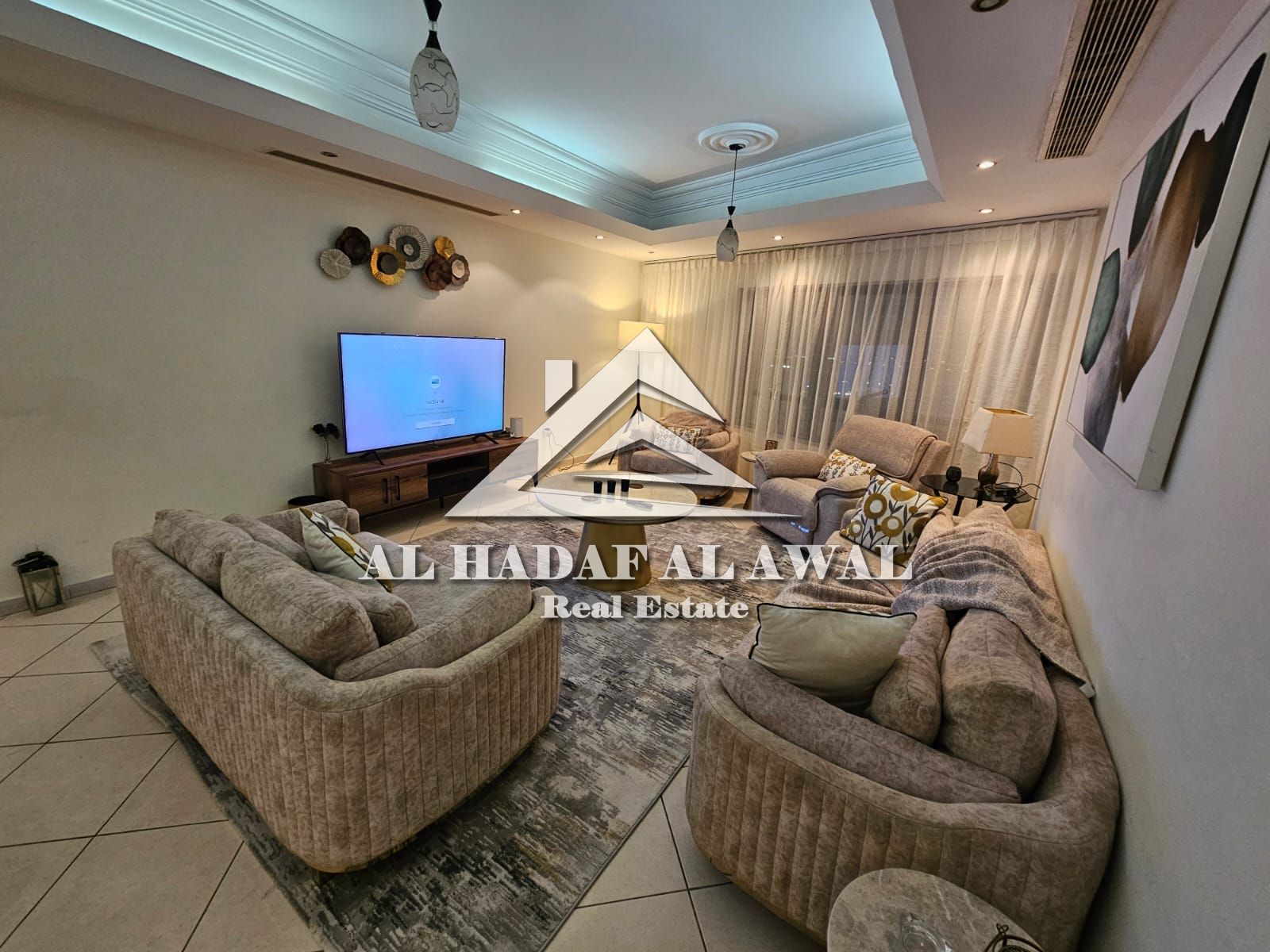 For monthly rent: 3 bedrooms and a hall in Al mjaz 3 with free internet