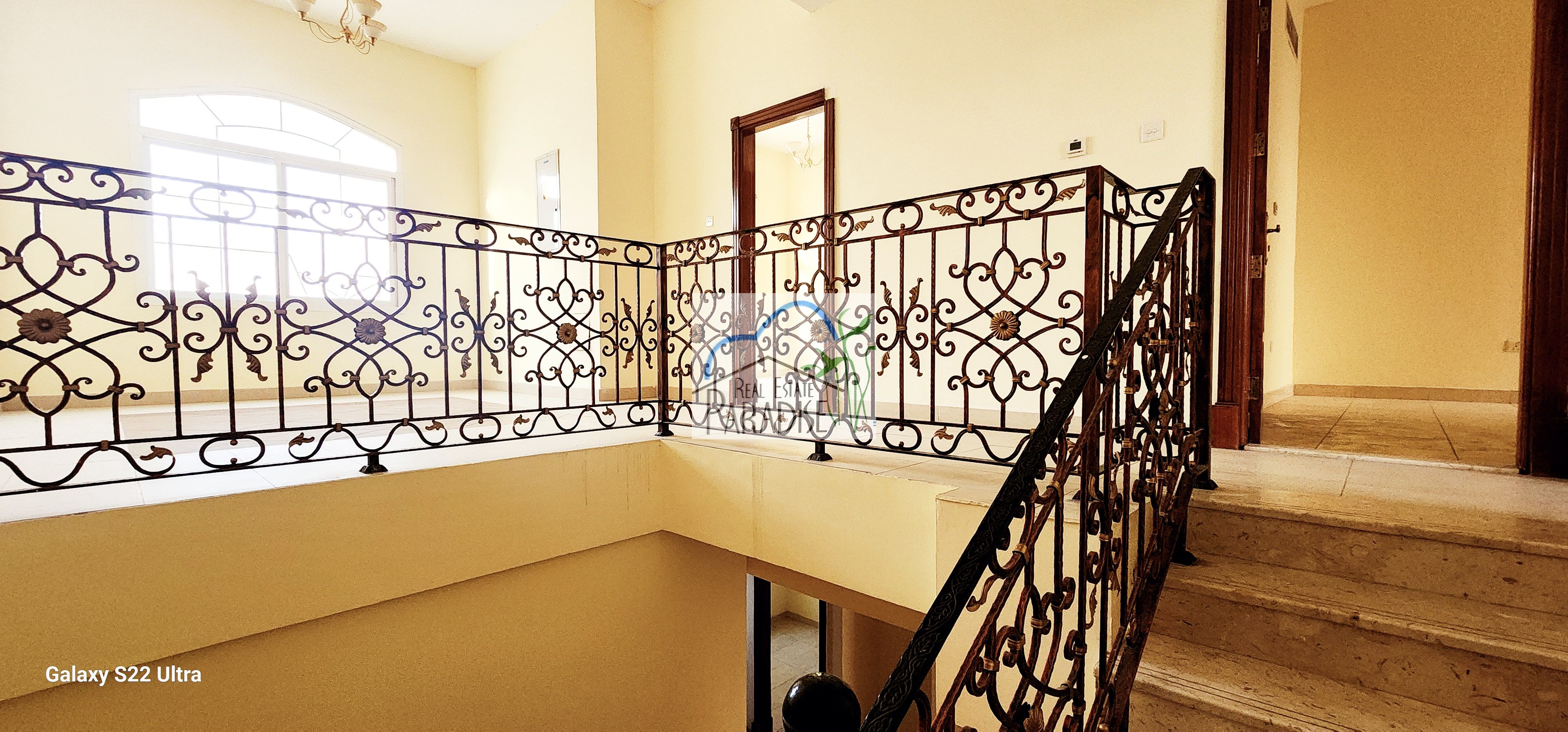 available private entrance villa 4 Bedroom all master with 1 bedroom down/living room/Maid Room /corner unit/shared pool/4 parking /For Rent in Mirdif