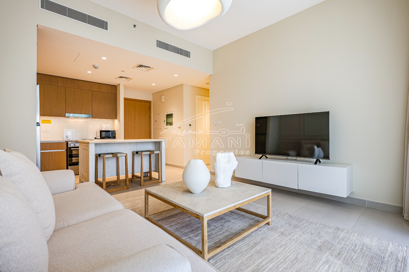 Stylish 1BR | Furnished | Vacant 25th March
