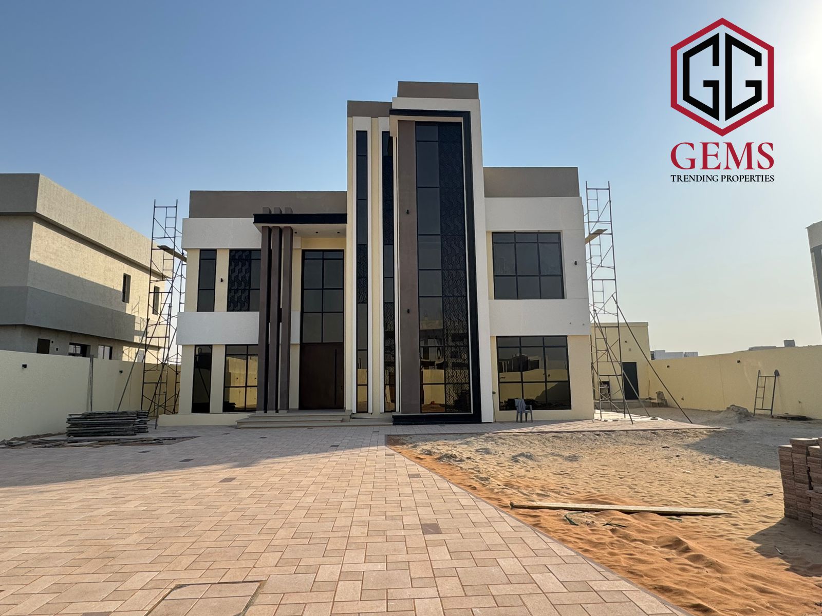 BRAND NEW | PRIME AREA | SERVANT BLOCK | GARDEN