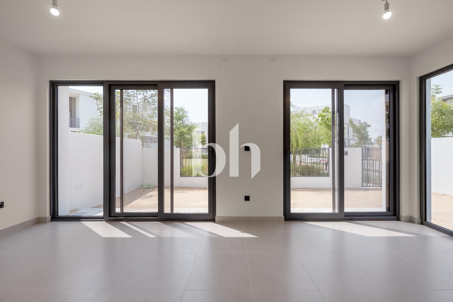 Appliances I Bright Living | Internal I 4 Bedroom