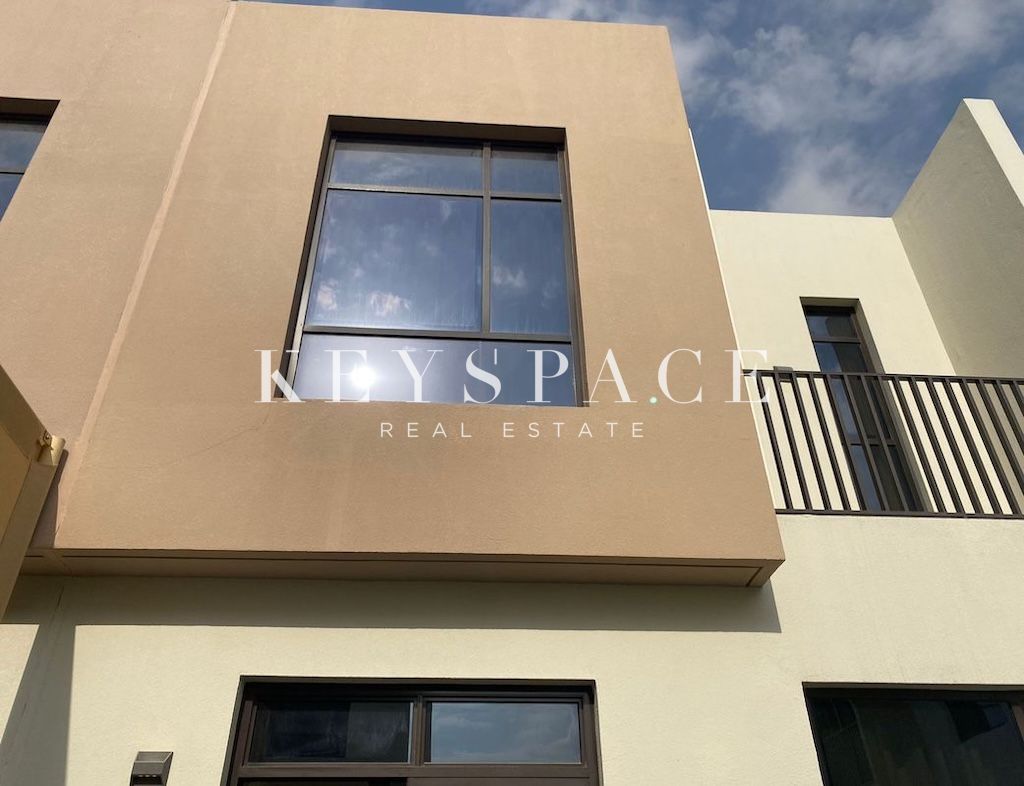 Luxurious Corner Villa in a Peaceful Family Community | Resale