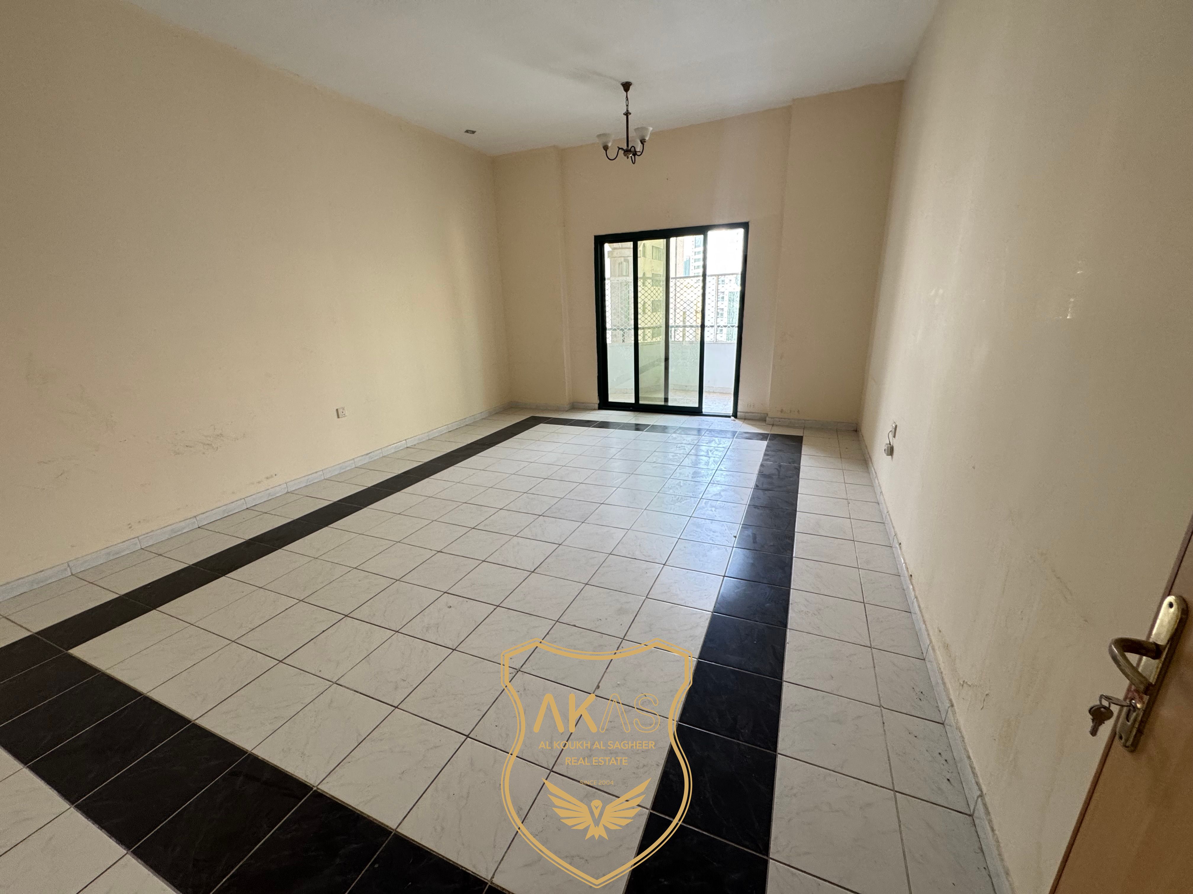 Elegant 3 Bedroom Apartment | Prime Location in Mahatta | With Balcony & Maid Room