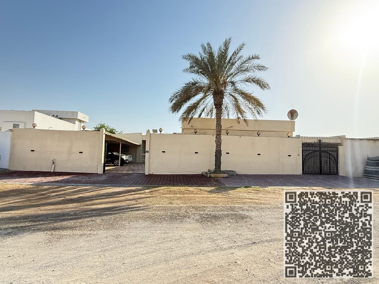7BEDROOM GROUND FLOOR VILLA AVIALBLE FOR RENT IN SABKHA SHARJAH .