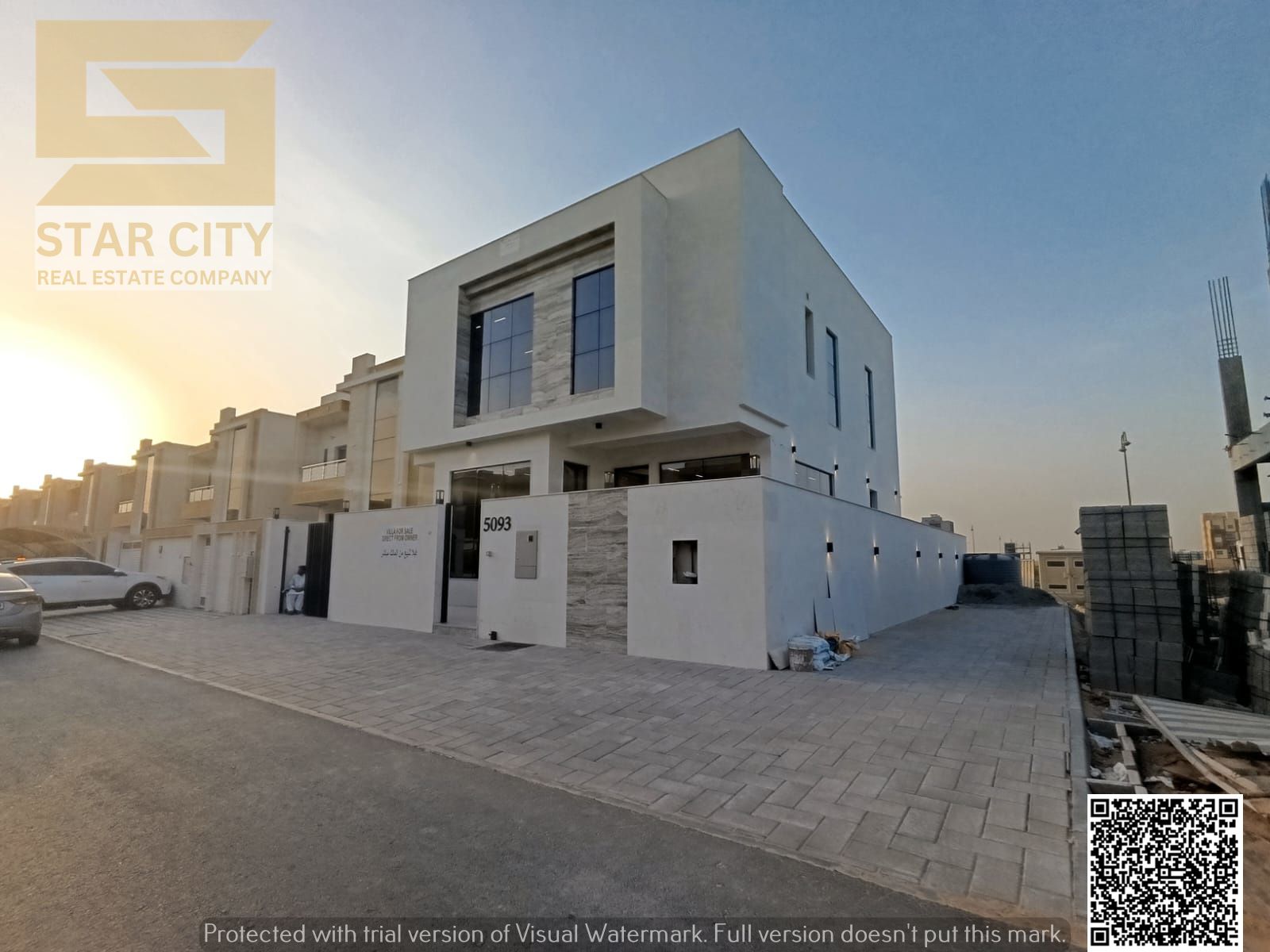 Luxury villa for sale in Al Yasmeen area - Ajman | Full stone finishing, 5 master bedrooms, majlis and 2 halls, close to Al Hamidiya Park, with a buil
