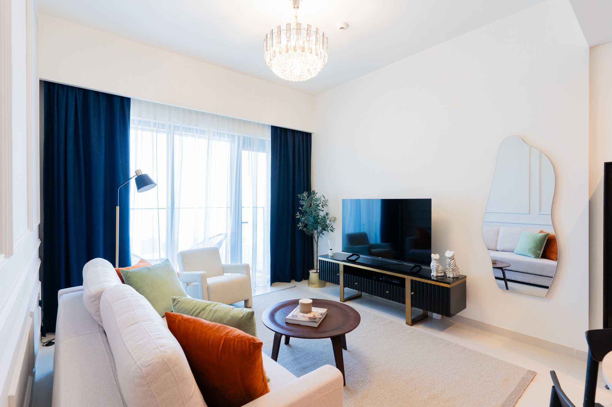 Next to Dubai Mall l Fits 4 l Opened View l Fully Furnished