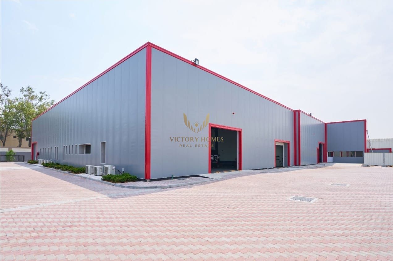 Hi-end warehouse for rent in Al Quoz