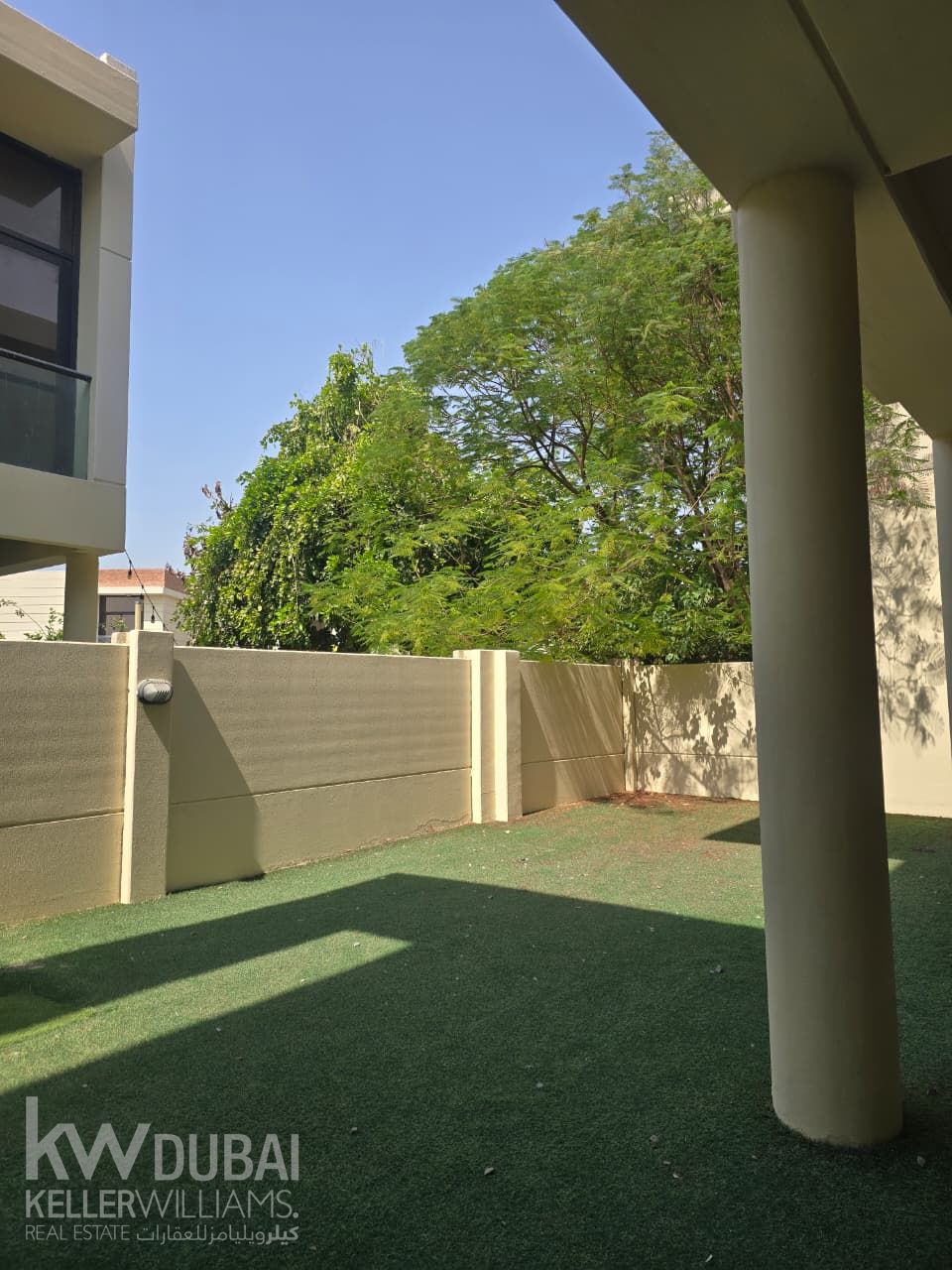 Large Layout | Private Garden | Vacant