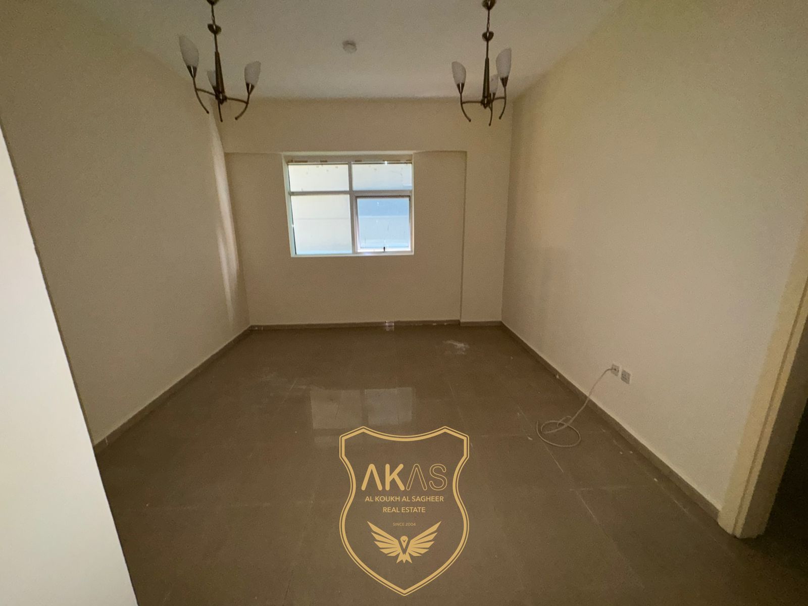 Bright & Spacious 1 BHK Apartment | Mahatta Area | Near Mosque & Main Road