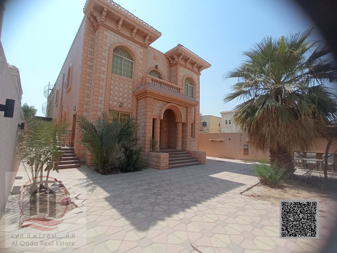 For sale: Villa in Ajman, Al Rawda, 5 master bedrooms, a living room, and a maid's room. Freehold for all nationalities. Bank financing is possible w