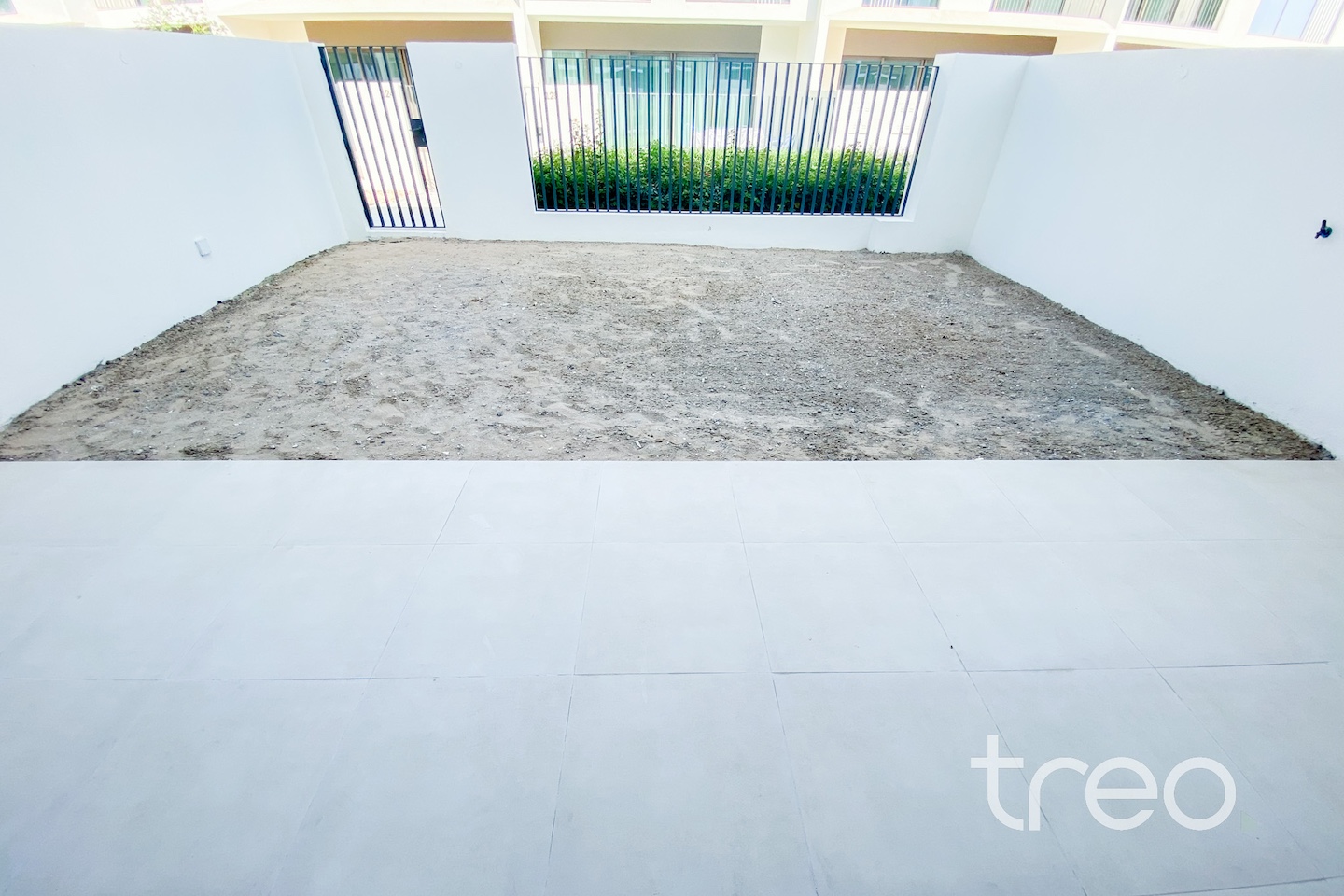 Middle Kitchen |Near Amenities |Brand New