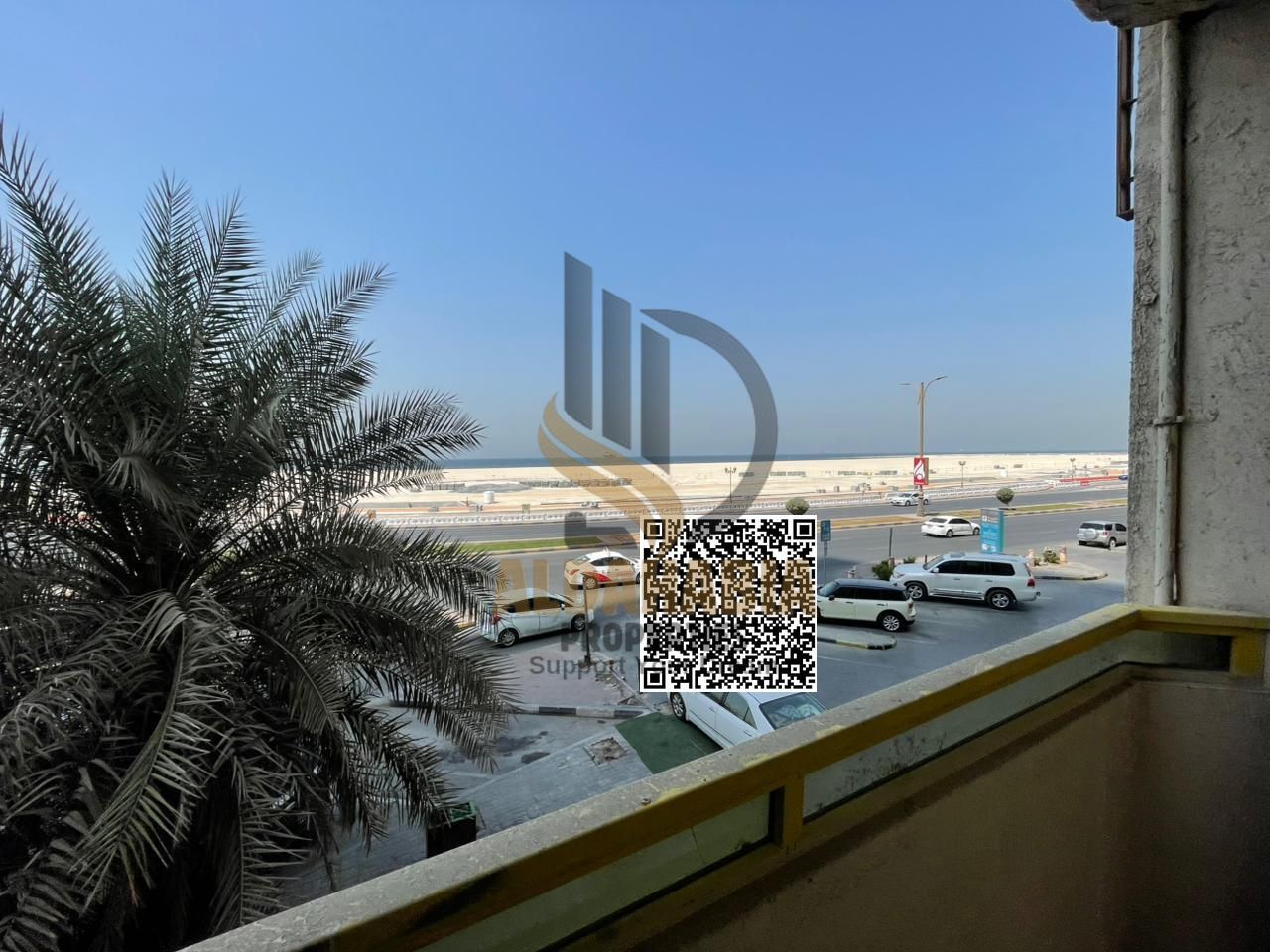 Luxury Apartment for Annual Rent – Corniche, Ajman Enjoy stunning sea views and a prime location near Ship Roundabout on Ajman Corniche. This sp
