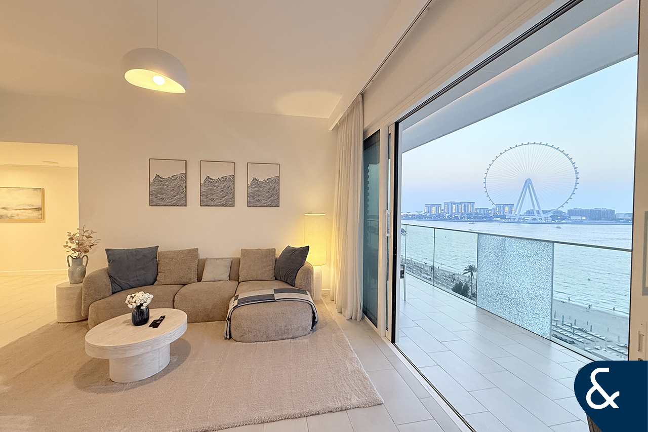 Luxury Furnishing | Corner Unit | Vacant