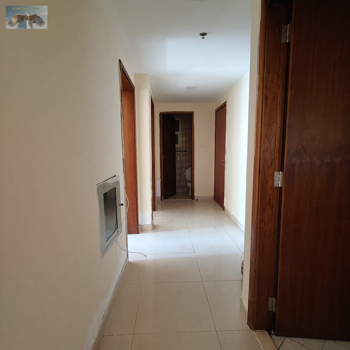 For Rent in Ajman – 2-bedroom apartment with a living room in an excellent location in Al Rashidiya 3, Old Al Murur Street, near Ajman One Towers