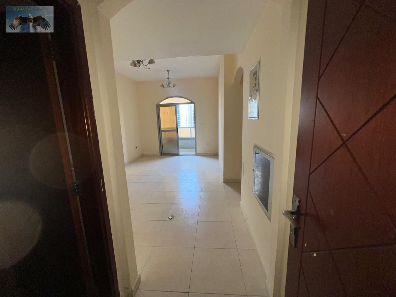 Living room for annual rent in Al Nuaimiya 1 in Ajman, large balcony, excellent finishing, close to all services