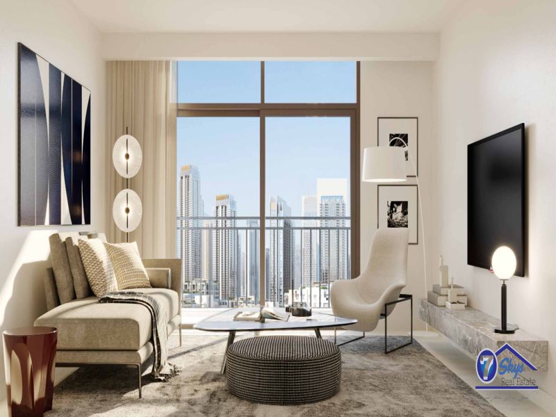 Waterfront View | Prime Location I Luxurious